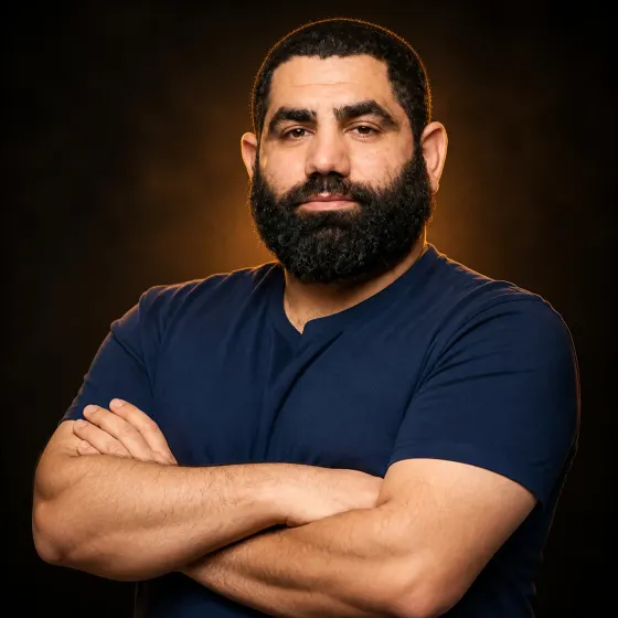 אלחי אפרת - אורח בפודקאסט מפתחים מחוץ לקופסה