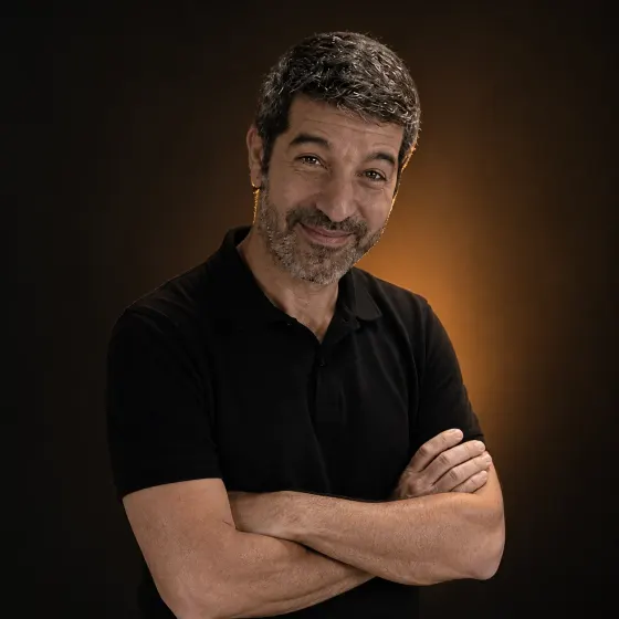 פרי שלום - אורח בפודקאסט מפתחים מחוץ לקופסה
